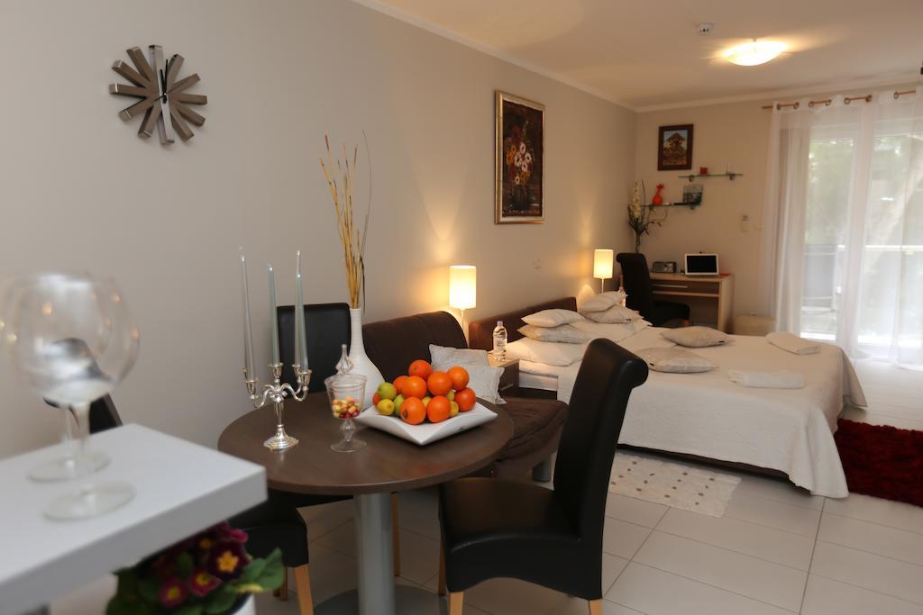 Apartments Lavica Beach Dumicic 珀德垂那 客房 照片